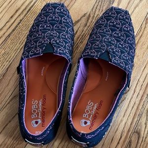 Bobs black canvas shoe with pink cat faces size 10